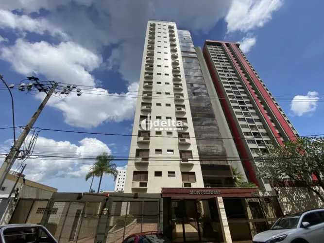 Apartamento com 4 quartos sendo 2 suítes disponível para locação no bairro Tabajaras em Ub