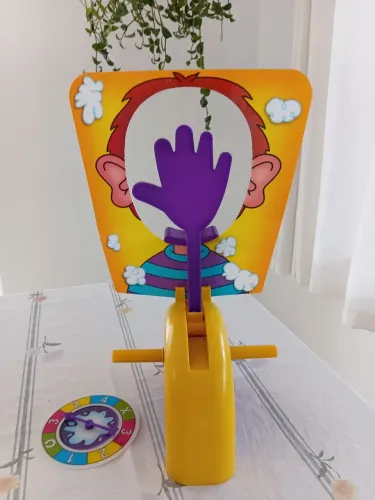 JOGO DA TORTA NA CARA
