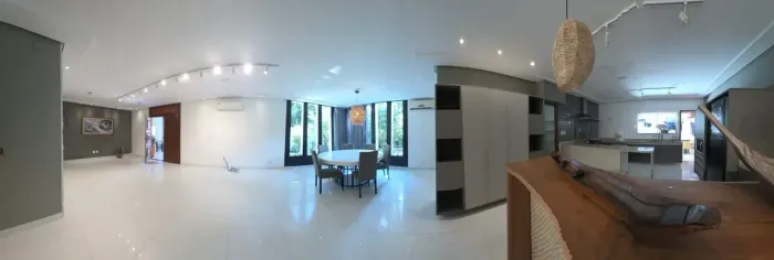 PONTA NEGRA. COND. JARDIM EUROPA, CASA TERREA COM 4 QUARTOS SENDO 2 SUITES, PISCINA E 4 VA