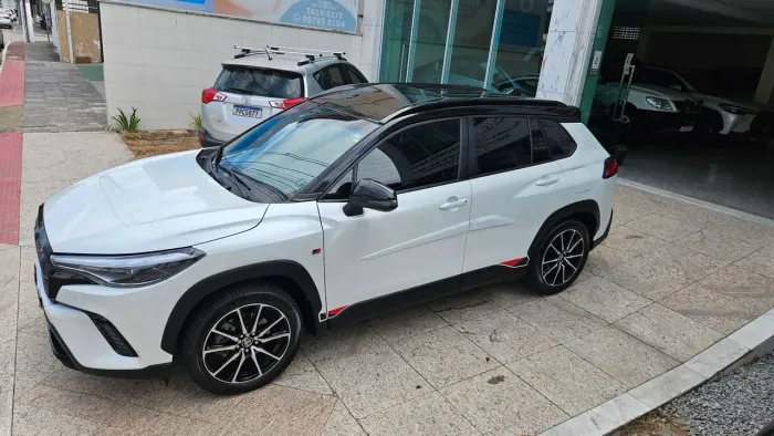 Toyota Corolla Cross Gr-s 2.0 16V Flex Aut. 2024
