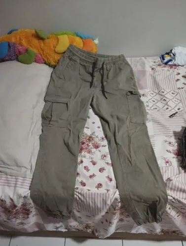 Calça cargo y2k Desapego, Bazar TAM 38 ótima qualidade, comprei por mais de 100 R$