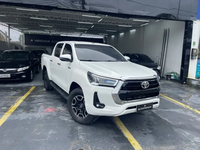 Toyota Hilux CD 4X4 2.8 Diesel Mec. 2023