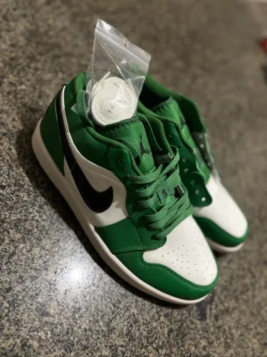 Tênis Air Jordan 1 Low
