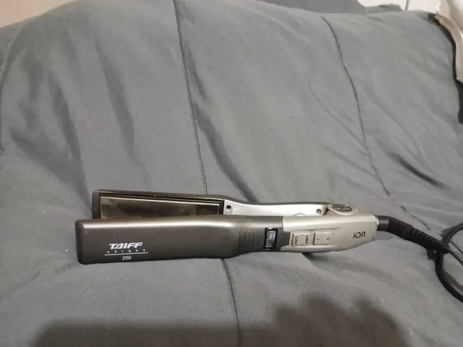 Chapinha BIVOLT Titânio 