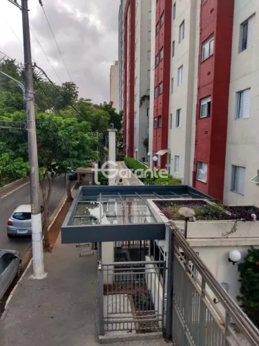 Apartamento à venda próximo ao Metrô Guilhermina-Esperança