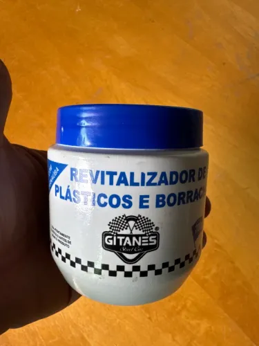 REVITALIZADOR DE PLÁSTICOS E BORRACHAS GITANES 200G