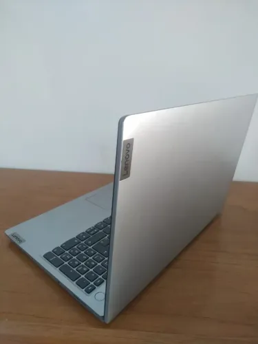 Notebook Lenovo i3