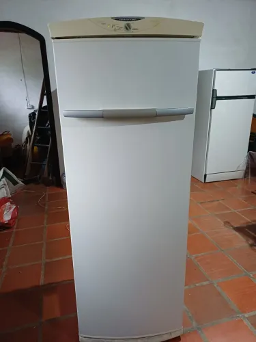 FREEZER BRASTEMP