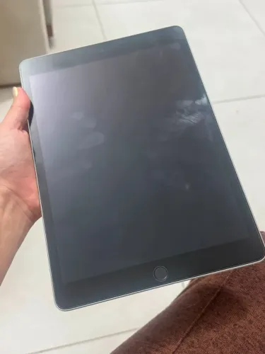 Ipad 9 geração 64GB, prata, WIFI