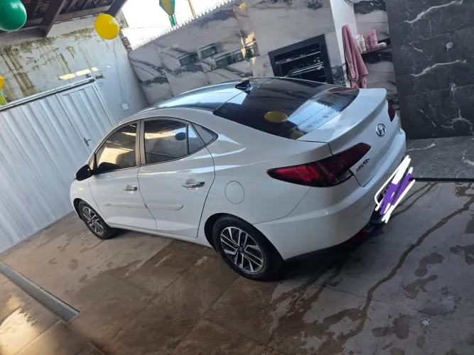 Hyundai HB20S Platinum 1.0 TB Flex 12V AUT 2022