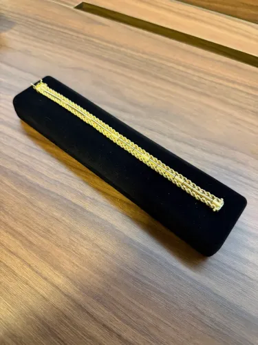 Pulseira Corda Dupla de Ouro com Placas Polidas e Acetinadas