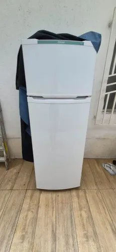 Geladeira Consul CRD37E 334L Duplex com Freezer - 127V