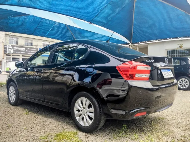 Honda City Sedan LX 1.5 Flex 16V 4P Mec. 2013