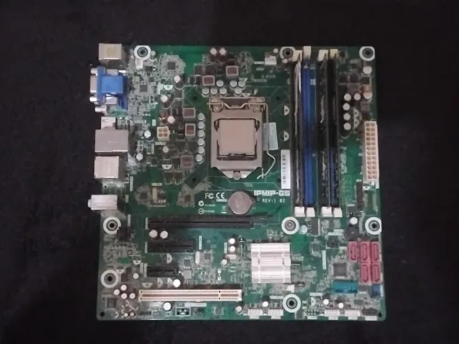 Kit i3 + 8GB RAM + placa-mãe com defeito no soquete