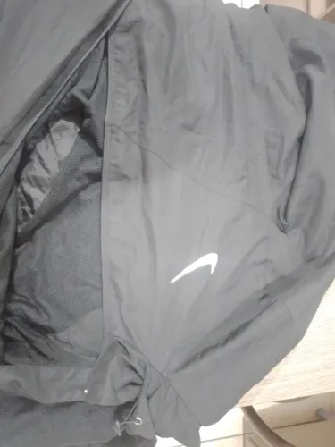 Vendo corta vento da Nike impermeável