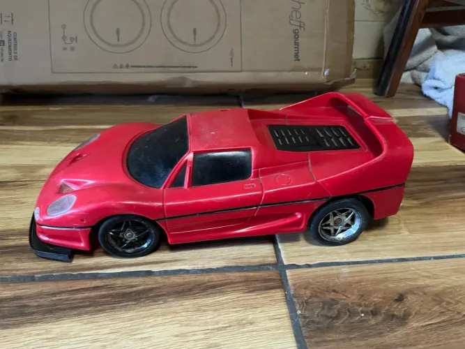 carrinho de controle remoto modelo Ferrari F50 - 40cm
