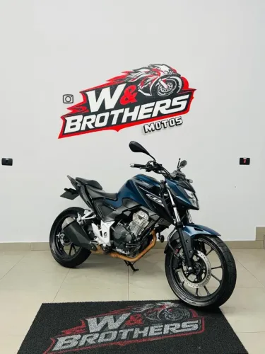 Honda Cb 300F - 2025