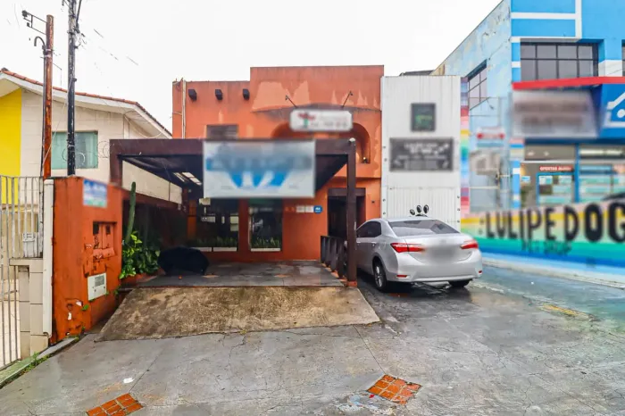 Casa comercial na Avenida Doutor Guilherme Dumont Vilares, 572 180 m²