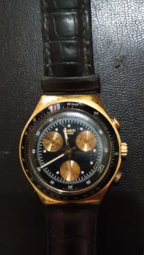 Swatch Irony Goldfinger 007
