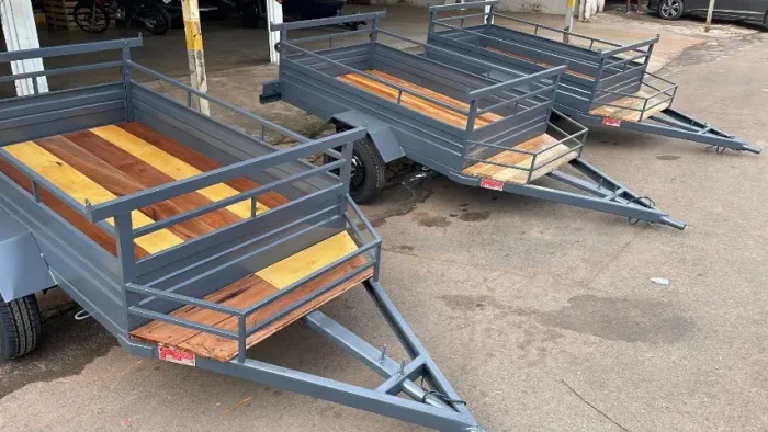 Reboque Novo: 2.00 x 1.2 Completo com Cestinha Reforçada