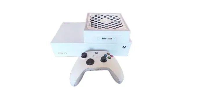 Xbox séries s 512 + cartão 1TB + cooler de Brinde 