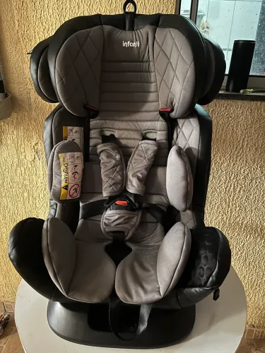 Cadeirinha para automóvel reclinável 