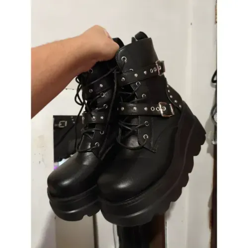 Bota preta salto 10cm tam 39