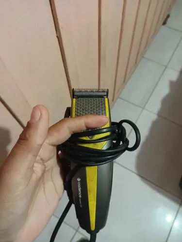 Máquina de cortar cabelo