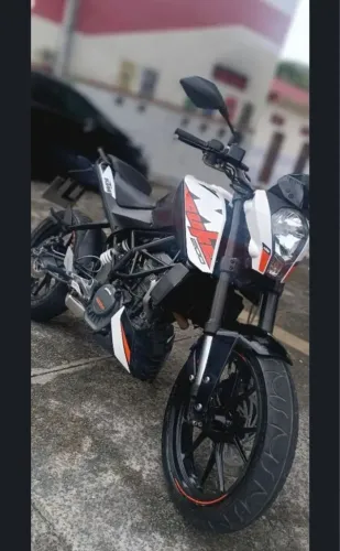 KTM Duke 200