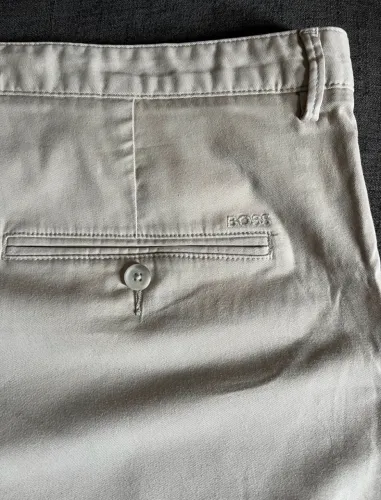 2 Bermudas Hugo Boss Usadas