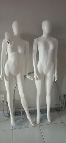 Manequins