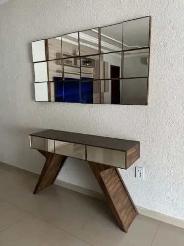 Conjunto Aparador e Espelho