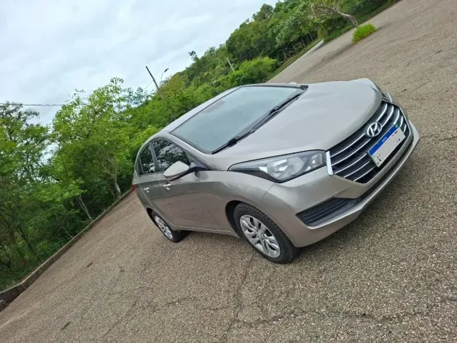 Hyundai HB20S C.plus/c.style 1.6 Flex 16V Mec.4p 2018
