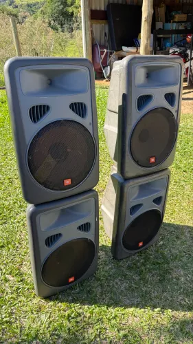 4 un. JBL EON G1 15"