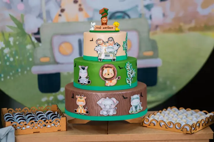 Maquete bolo aniversário tema safari