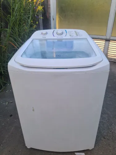 Máquina Electrolux 16k