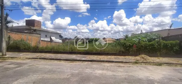 Terreno à venda no Céu Azul, BH - 787,57 m²
