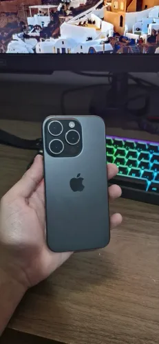 iPhone 15 Pro - 256gb