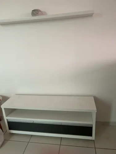 Racker de sala com rodinha MDF