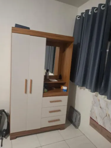 Armário guarda roupas novinho
