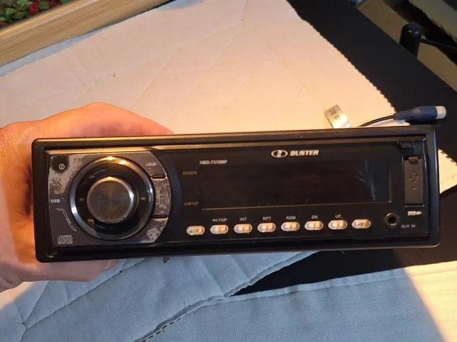 SOM AUTOMOTIVO MP3 - BUSTER