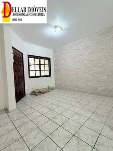 ALUGA CASA COM 3 CÔMODOS E GARAGEM BAIRRO VILA ALPINA!!!