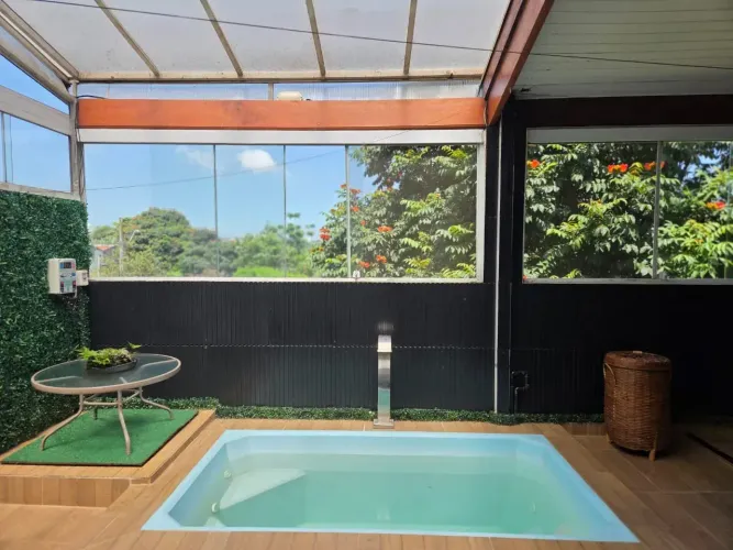 Casa à Venda com 3 quartos 90 m²- Condomínio Terra Nova