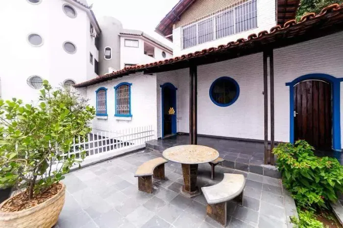 Casa à venda, 5 quartos, 6 vagas, São Lucas - Belo Horizonte/MG