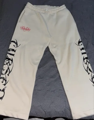 Calça moletom cursed