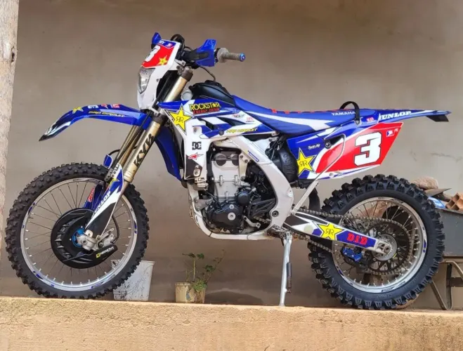 Vende-se wr 450cc