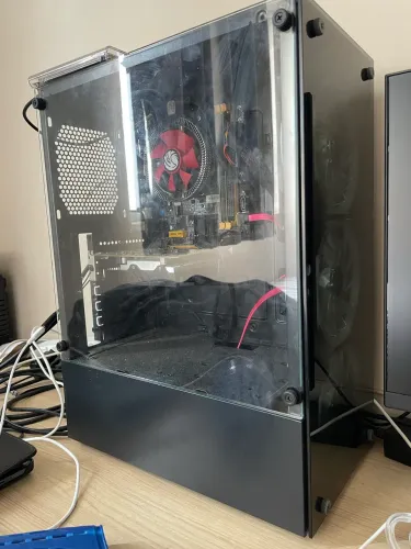 Vende-se PC Gamer em Ótimo Estado.
