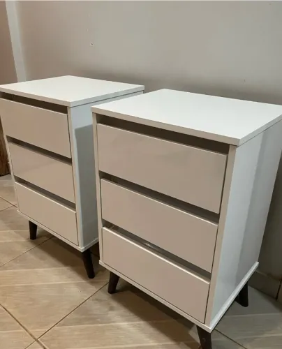 Mesa de Cabeceira (Produto Novo)