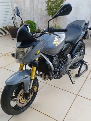 Hornet Excelente