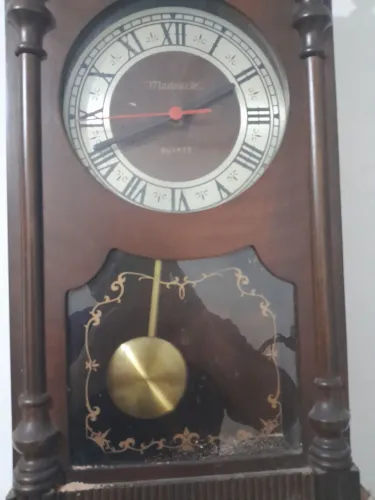 Relógio antigo de parede original maciço grande madeira made art anos 1950